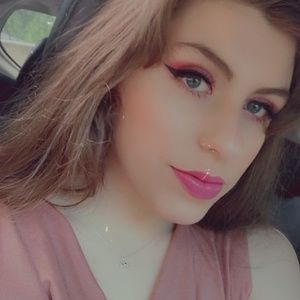 Meet your Posher, Viviana